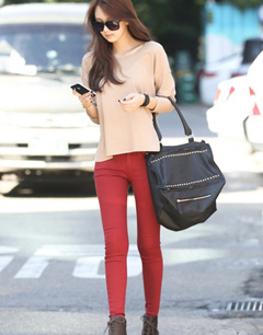 各类时尚裤子搭配-时尚铅笔裤