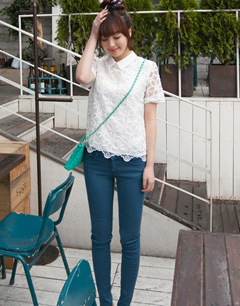 各类时尚裤子搭配-牛仔小脚裤