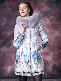 保暖羽绒服款式搭配-长款