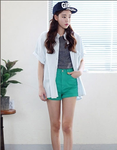 秋装新款女装：衬衫搭配短裤