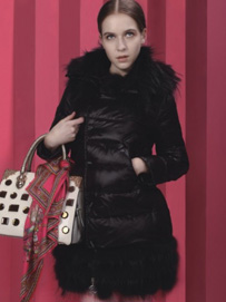 保暖羽绒服款式搭配-长款