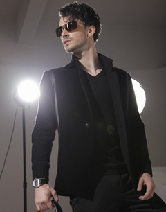 休闲西装搭配 穿出新意也很简单