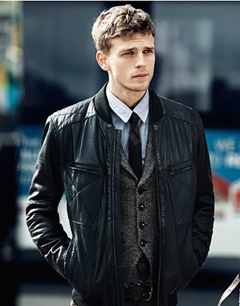 贝克汉姆代言机车夹克 最硬汉的夹克搭配术