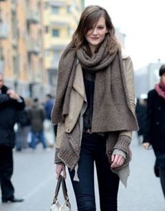 冬季女士围巾时尚围法一览
