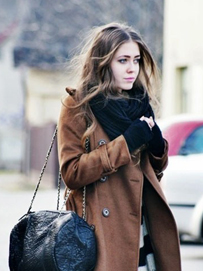 女士围巾与服装搭配技巧