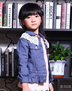 俏丽紫色童装搭配之春秋款式