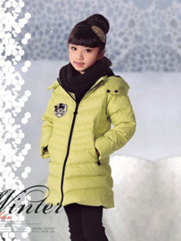 冬款童装类型：长款羽绒服