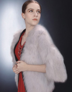 品牌服饰优雅女装搭配-让爱