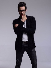 英伦风格男款毛绒衣搭配