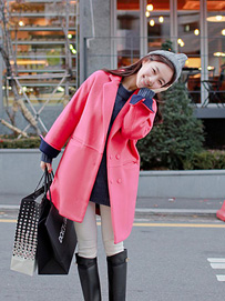 桃红色单品外套搭配