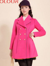 品牌女装桃红色外套搭配