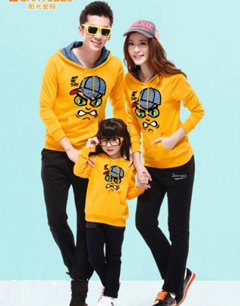 儿童品牌卫衣之亲子装款式