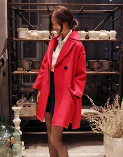 适合胖女生冬季翻领呢子大衣显瘦搭配