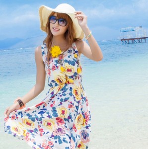 娇艳碎花裙搭配,让你甜美加分