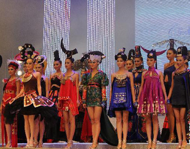 民族服饰文化推动服饰创新