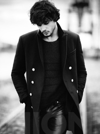 不羁摇滚中的休闲气息