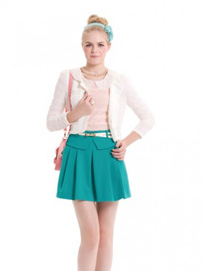 小外套+短裙裤 青春活力