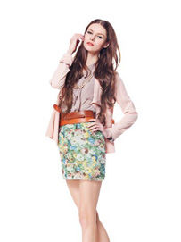 雪纺衫+包臀裙 知性优雅