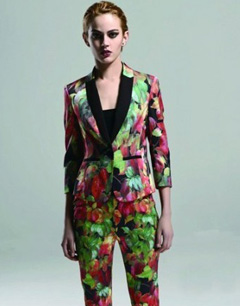 秋季职场OL风应该怎么搭配