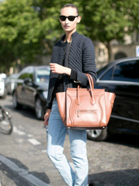 欧美街拍之牛仔裤美女