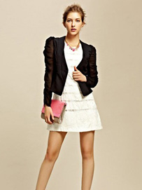 小洋裙搭配小西装最时髦