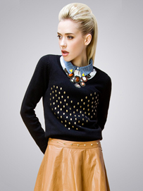 心形铆钉V字领套头衫