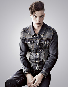 机车风男士铆钉水洗牛仔外套