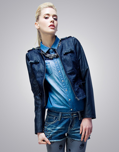 薄款简约风女士水洗丹宁外套