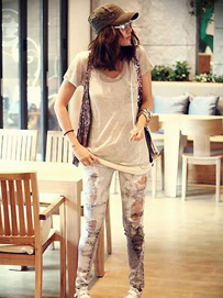 各式T巧搭紧身牛仔裤