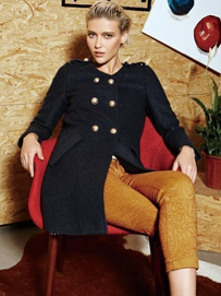 普普风品牌呢子大衣