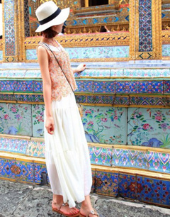 森系长纱裙 展现复古文艺气质