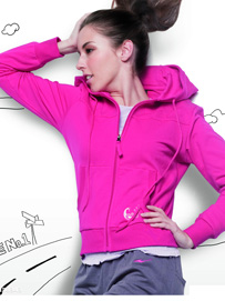 鸿星尔克张扬运动激情