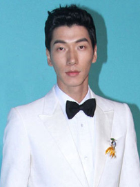 受邀出席的中国男星