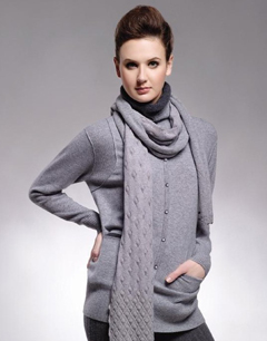 毛衣十大品牌 天山毛衣品牌