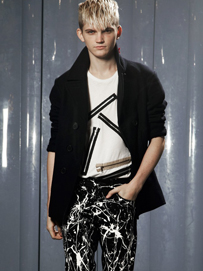 伦敦男装周努力成“角”