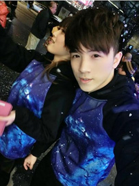 原宿风星空系列外套搭配