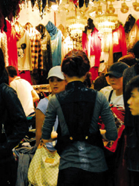 外贸服装进货有窍门