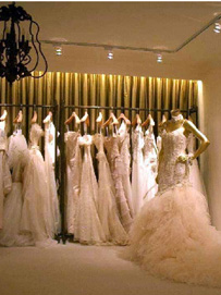 婚纱礼服店的艺术装修技巧