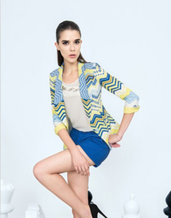 小西服搭配短裤职业又随意