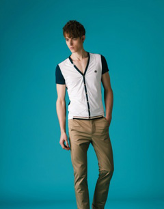 情人节男约会装 v领T恤也性感