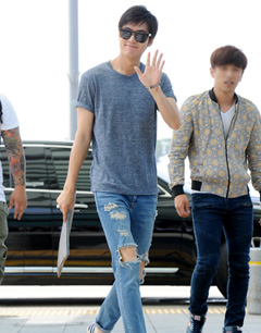 夏季潮男服装搭配—穿出时尚范儿