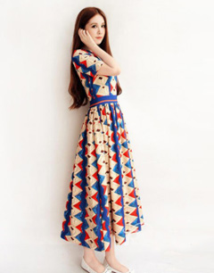 达人示范：连衣裙长裙搭配