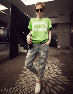 直筒裤搭配什么上衣好看？