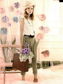 直筒裤搭配什么上衣