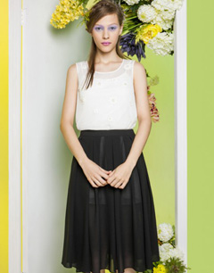 雪纺半身长裙搭配上衣