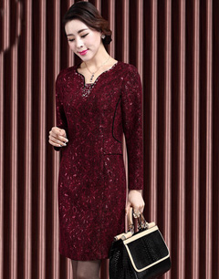 秋冬品牌连衣裙搭配示范一